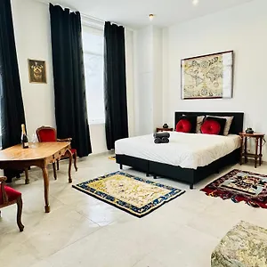 Maison Bed & Breakfast Gent