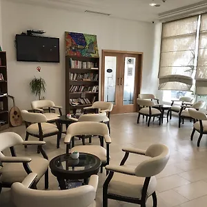 https://hotel-al-karmel.tunis-best-hotels.com